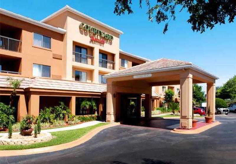 Courtyard By Marriott Orlando Lake Mary North Heathrow Екстериор снимка