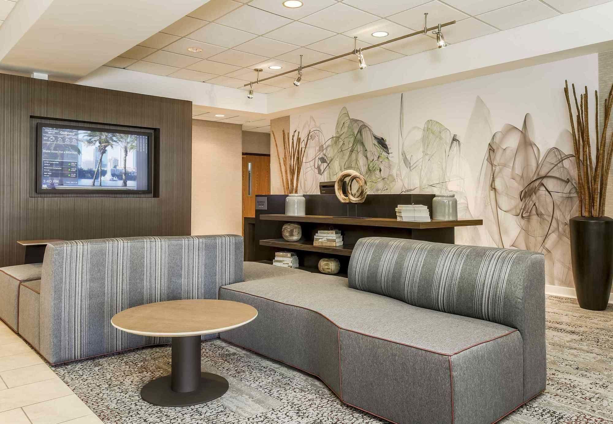 Courtyard By Marriott Orlando Lake Mary North Heathrow Екстериор снимка