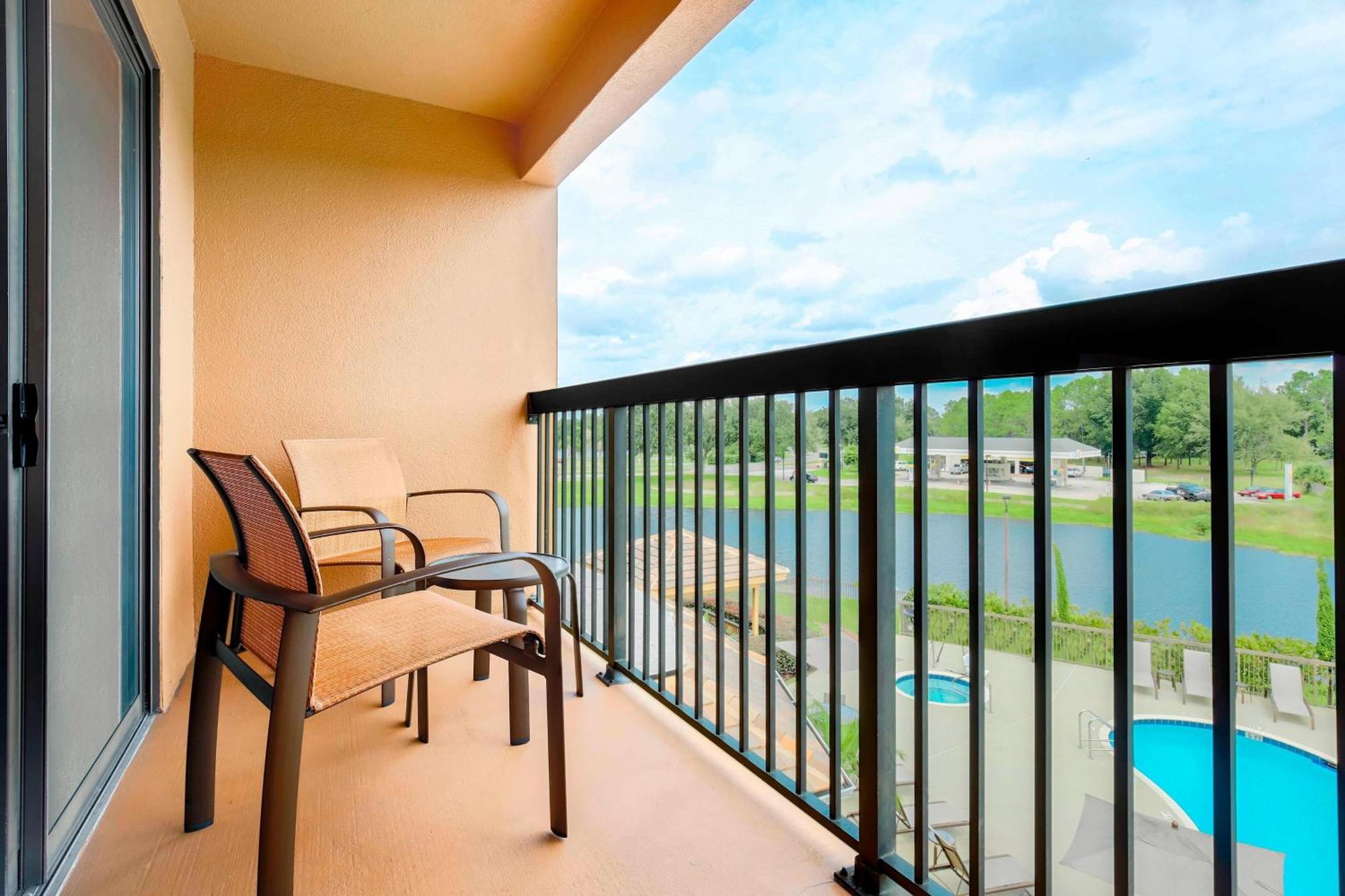 Courtyard By Marriott Orlando Lake Mary North Heathrow Екстериор снимка